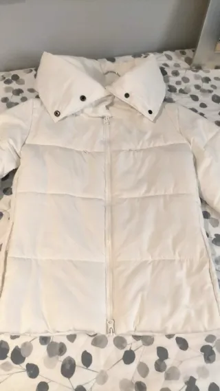 Chaqueta Naf Naf blanca