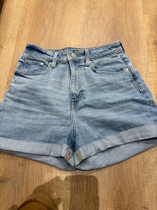 Pantalón corto vaquero azul talla 36