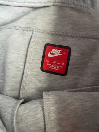 Tuta Nike Tech Fleece Grigia e Nera