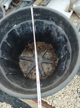 Macetas Polietileno 130L Negro