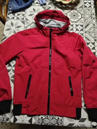 Giubbino uomo estivo. Bata