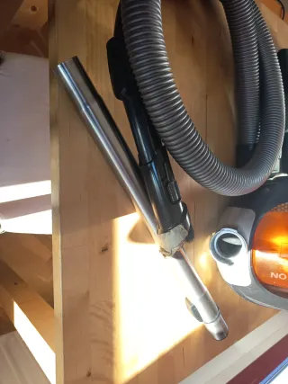 Aspiradora Rowenta Compact Cyclonic