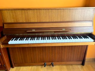 Piano Vertical Madera Eisenberg