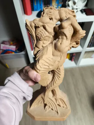 Estatua enamorados cerámica