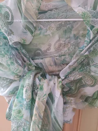 Foulard stola verde e oro con motivi floreale