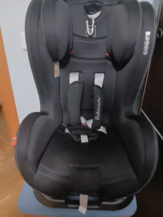 Silla de coche para bebé negra