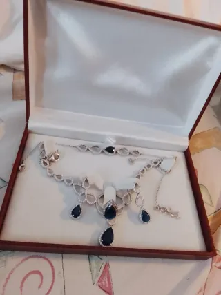 Conjunto de plata con piedras azules