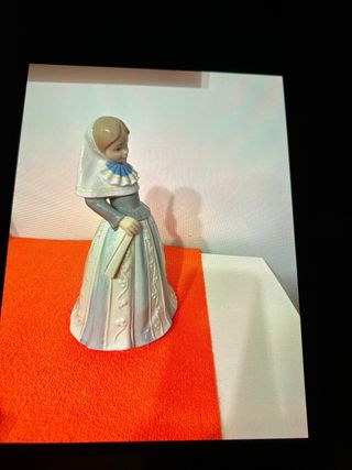 COLECCIONISTAS PORCELANA.9€