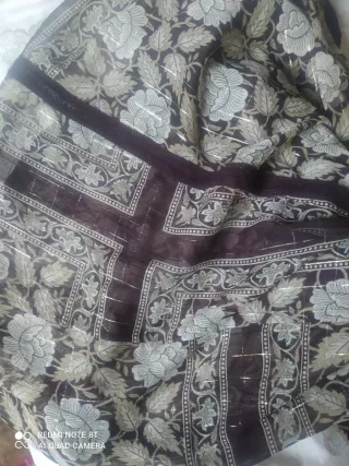 Vestido Zara floral beige y marrón