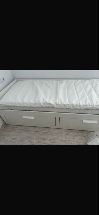 BRIMNES Diván con 2 cajones 80x200cm. Nuevo.