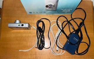 Cámara Digital Canon Ixus 70 Plata