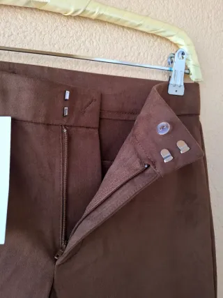 Pantalón efecto ante flare