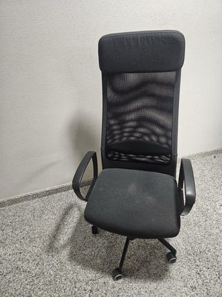 Silla MARKUS de escritorio negra