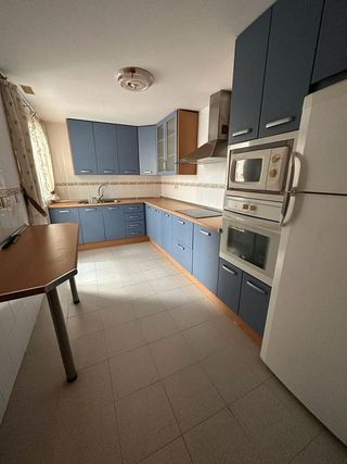 Piso en alquiler en Linares