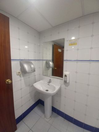 Local comercial en alquiler en Zona Centro en Córdoba