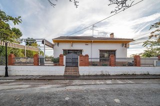 Local comercial en venta en Alfacar
