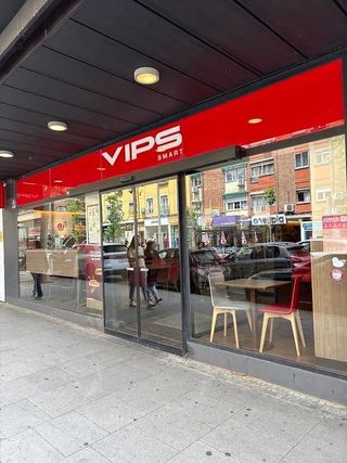 Local comercial en alquiler en Pueblo Nuevo en Madrid