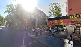 Local comercial en alquiler en Pueblo Nuevo en Madrid