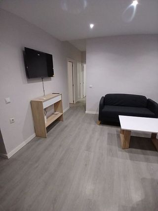 Piso en alquiler en El Plantinar - Felipe II - Tiro de Línea en Sevilla