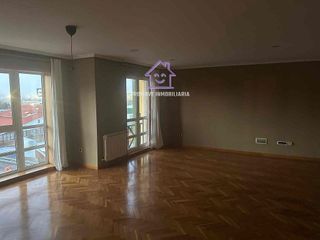 Ático en alquiler en Arteixo