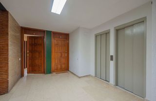 Piso en venta en Los Remedios en Sevilla