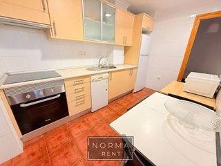 Piso en alquiler en Mercado en Alicante