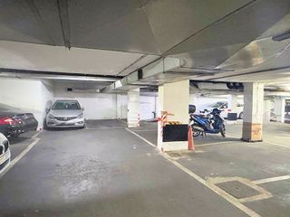 Garaje en venta en Moscardó en Madrid