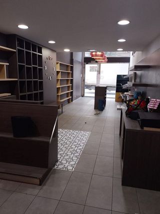 Local comercial en alquiler en Laviada en Gijón