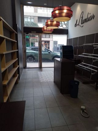 Local comercial en alquiler en Laviada en Gijón