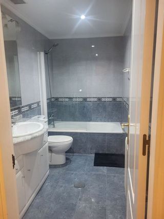 Piso en alquiler en El Llano en Gijón