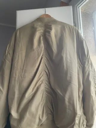Chaqueta Bomber Beige Talla XL