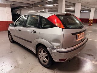 Ford Focus 2004 1.6 Pegatina B solo 117.000km