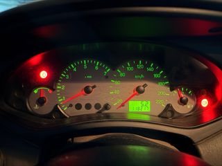 Ford Focus 2004 1.6 Pegatina B solo 117.000km