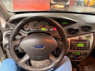 Ford Focus 2004 1.6 Pegatina B solo 117.000km
