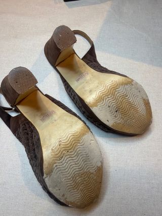 Sandalias de tacón de ante trenzado