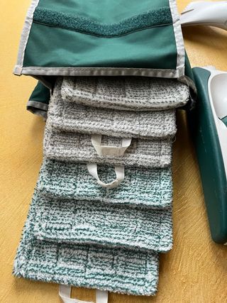 SP520 Lavapavimenti della Folletto con accessori.