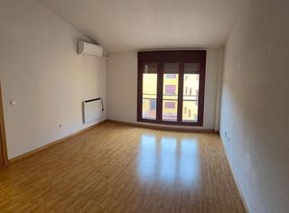 Piso en alquiler en Magán