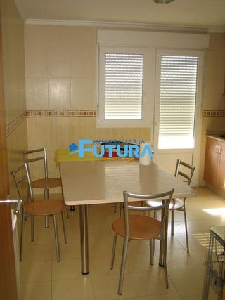 Piso en alquiler en Residencia - Abella en Lugo