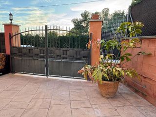 Chalet en venta en Parque de la Bombilla-Pla de Rascanya en Llíria