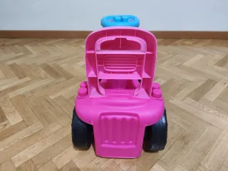 Correpasillos rosa con empujador