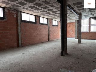 Local comercial en venta en La Roureda en Viladecans