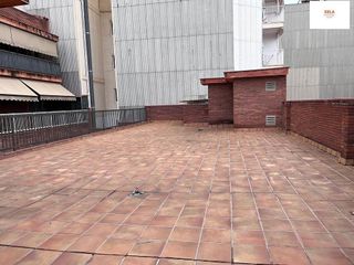 Local comercial en venta en La Roureda en Viladecans
