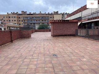 Local comercial en venta en La Roureda en Viladecans