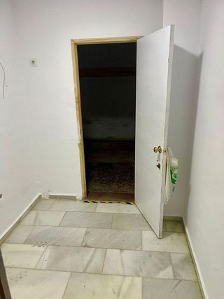 Local comercial en alquiler en Viñuela - Rescatado en Córdoba