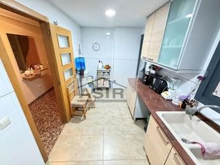 Piso en alquiler en L'Alquenència en Alzira
