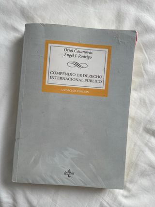 Compendio de Derecho Internacional Público