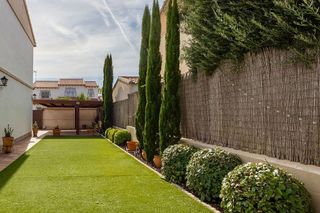 Chalet en alquiler en Cobisa