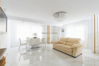 Casa adosada en venta en Nueva Torrevieja - Aguas Nuevas en Torrevieja