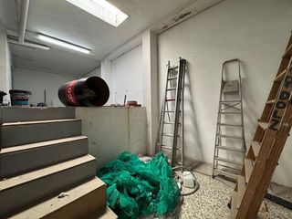 Local comercial en alquiler en Benicalap en Valencia