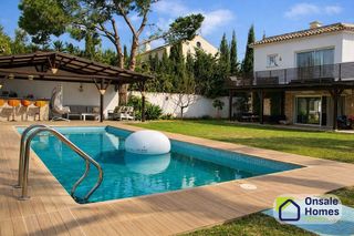 Chalet en alquiler en Las Cancelas - Valdeolletas en Marbella